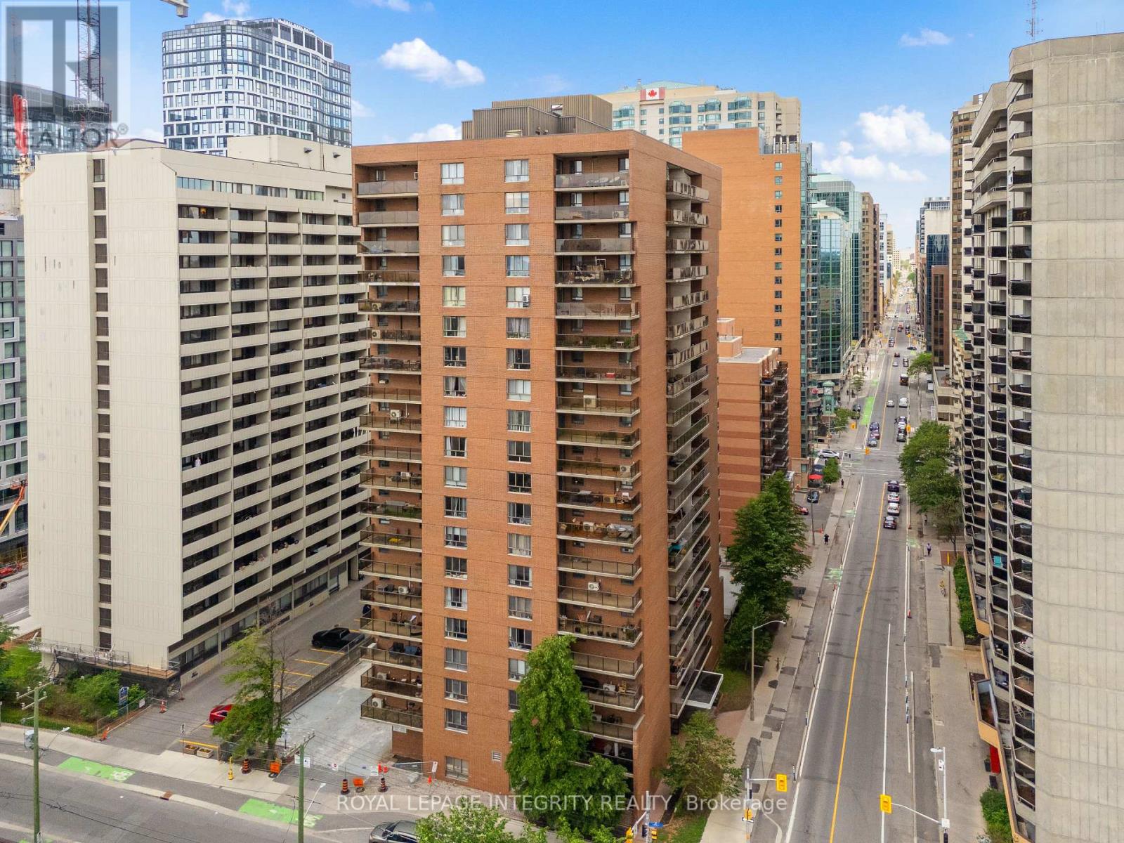 2001 - 475 Laurier Avenue W, Ottawa, Ontario  K1R 7X1 - Photo 3 - X13452972