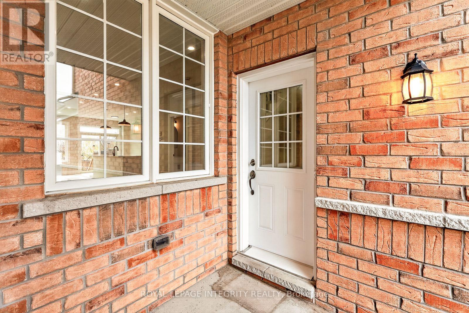 169 Desmond Trudeau Drive, Mcnab/braeside, Ontario  K7S 0H1 - Photo 4 - X13453082