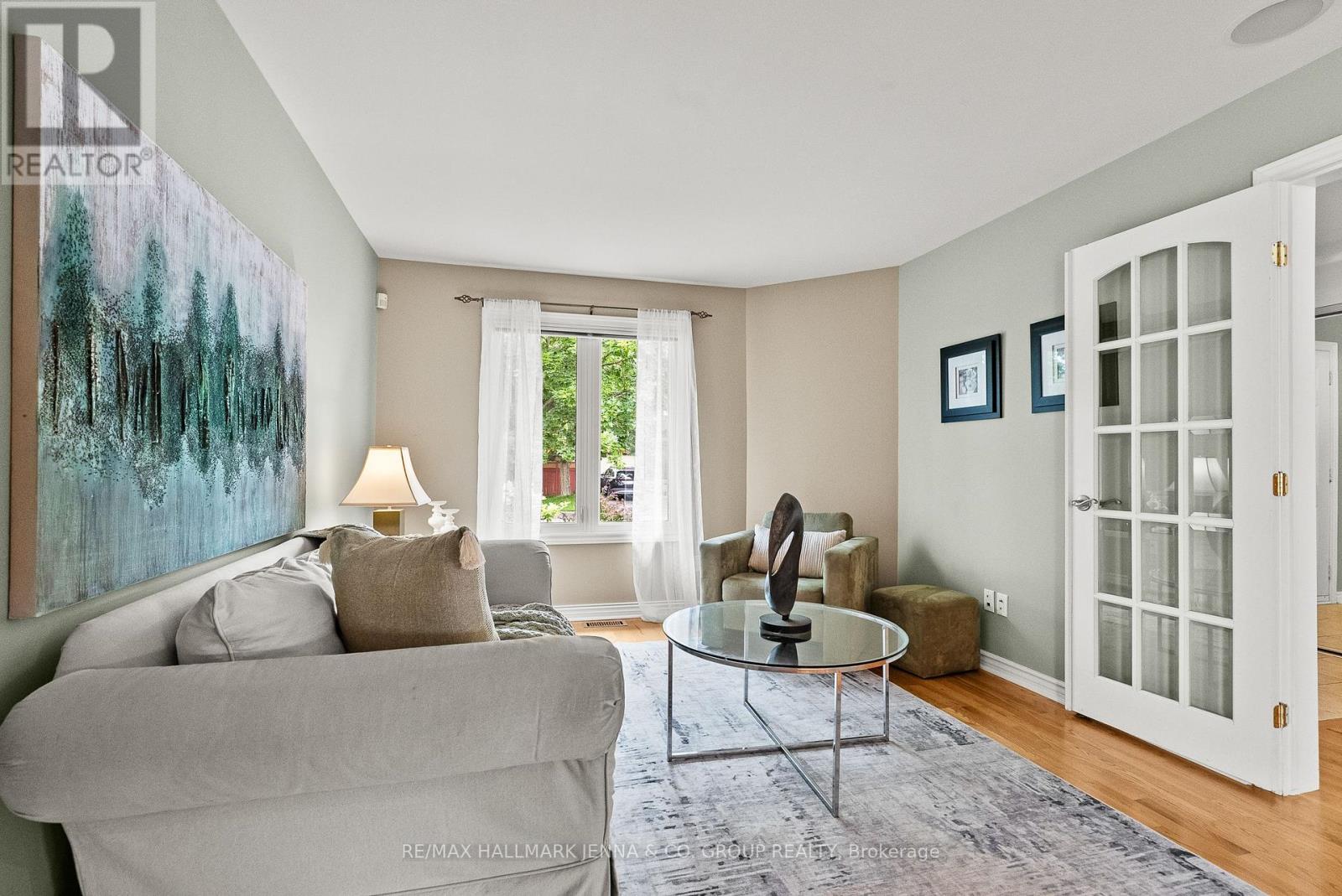70 Huntersfield Drive, Ottawa, Ontario  K1T 3L7 - Photo 6 - X13453188