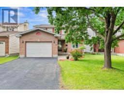 70 HUNTERSFIELD DRIVE, Ottawa, Ontario