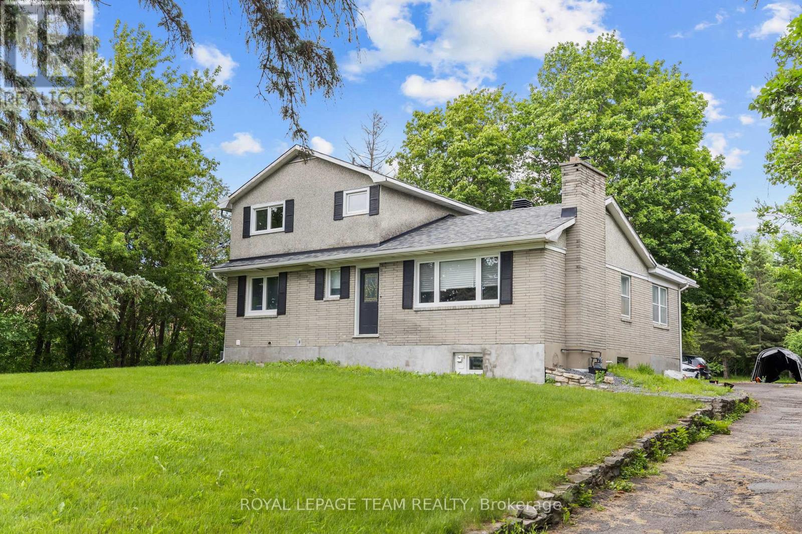 UPPER UNIT - 5432 OLD RICHMOND ROAD, Ottawa, Ontario