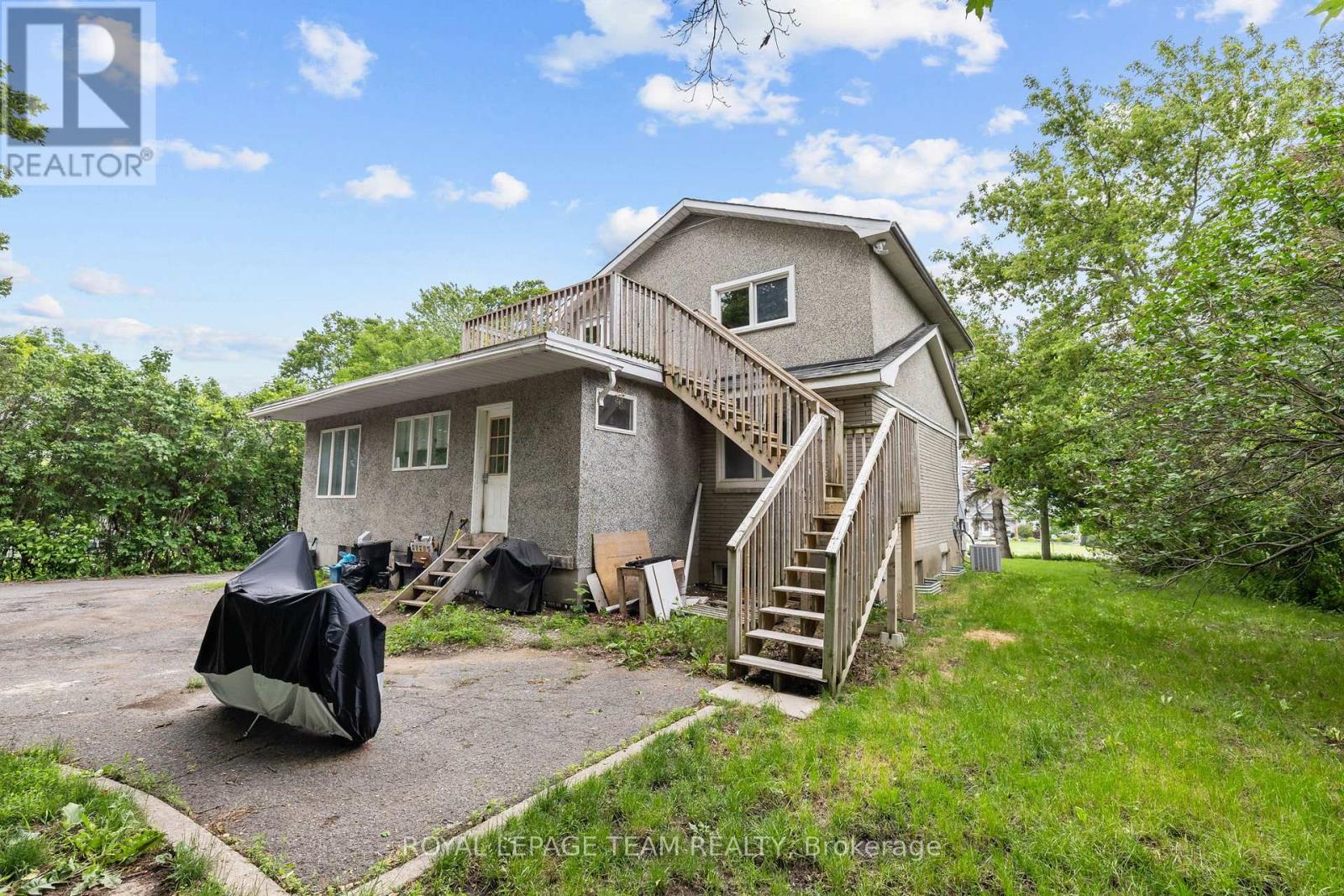 Upper Unit - 5432 Old Richmond Road, Ottawa, Ontario  K2R 1G7 - Photo 2 - X13453364