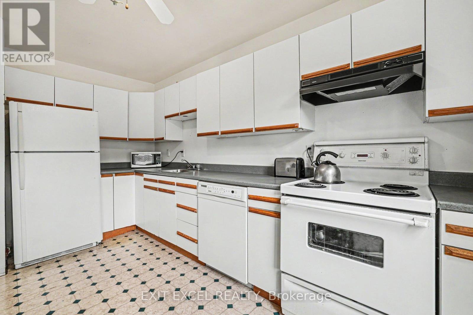 47 - 2139 Eric Crescent, Ottawa, Ontario  K1B 4P5 - Photo 8 - X13453374
