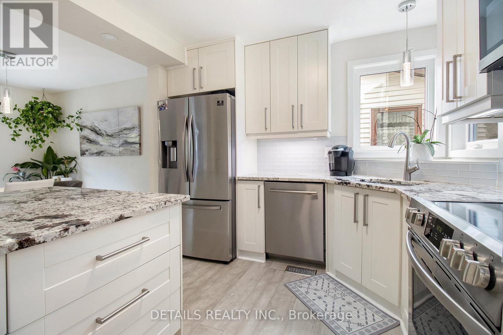13 Willowview Way, Ottawa, Ontario  K2J 2P7 - Photo 4 - X13453452