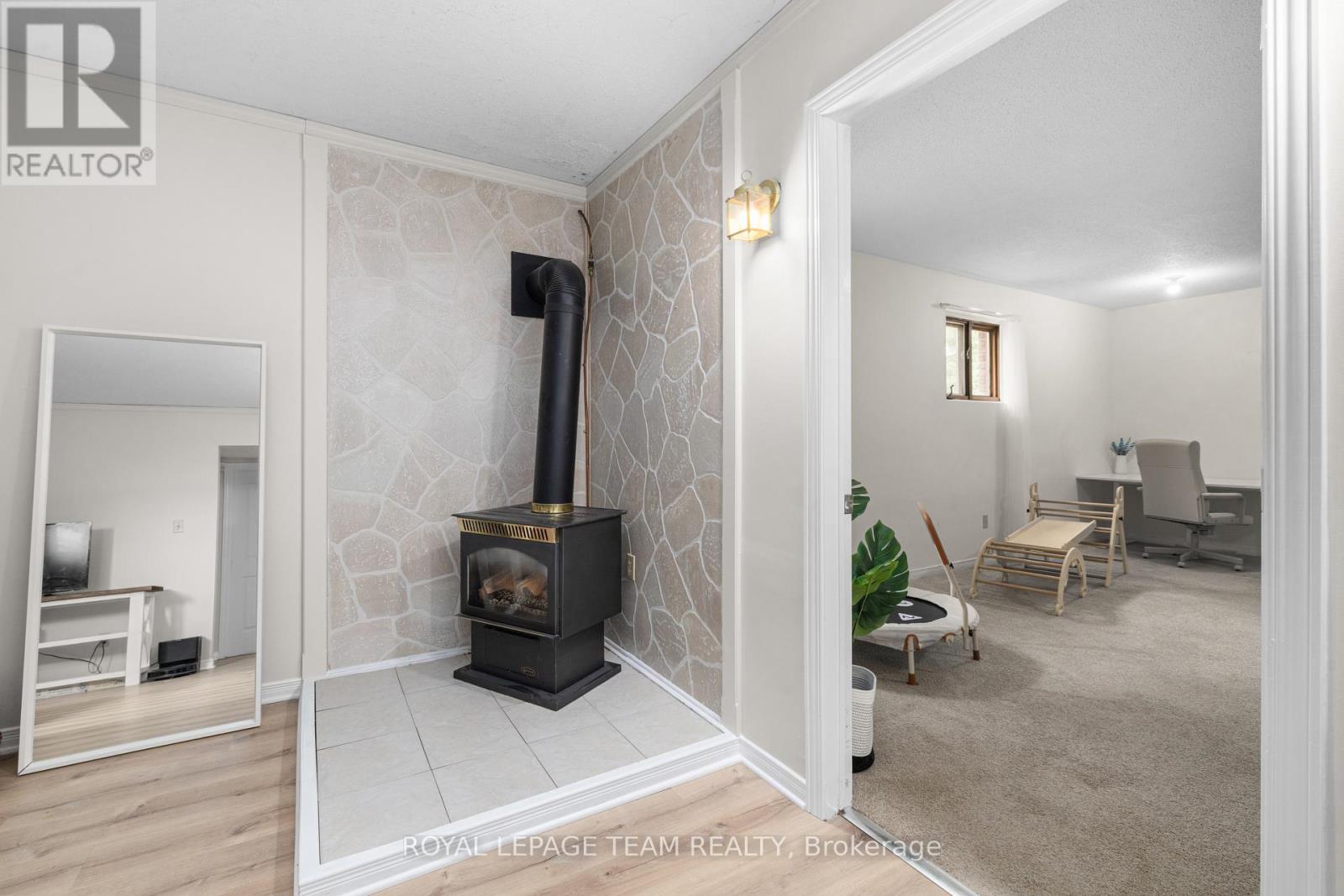 1386 Johnston Drive, Ottawa, Ontario  K4P 1A6 - Photo 23 - X13453498