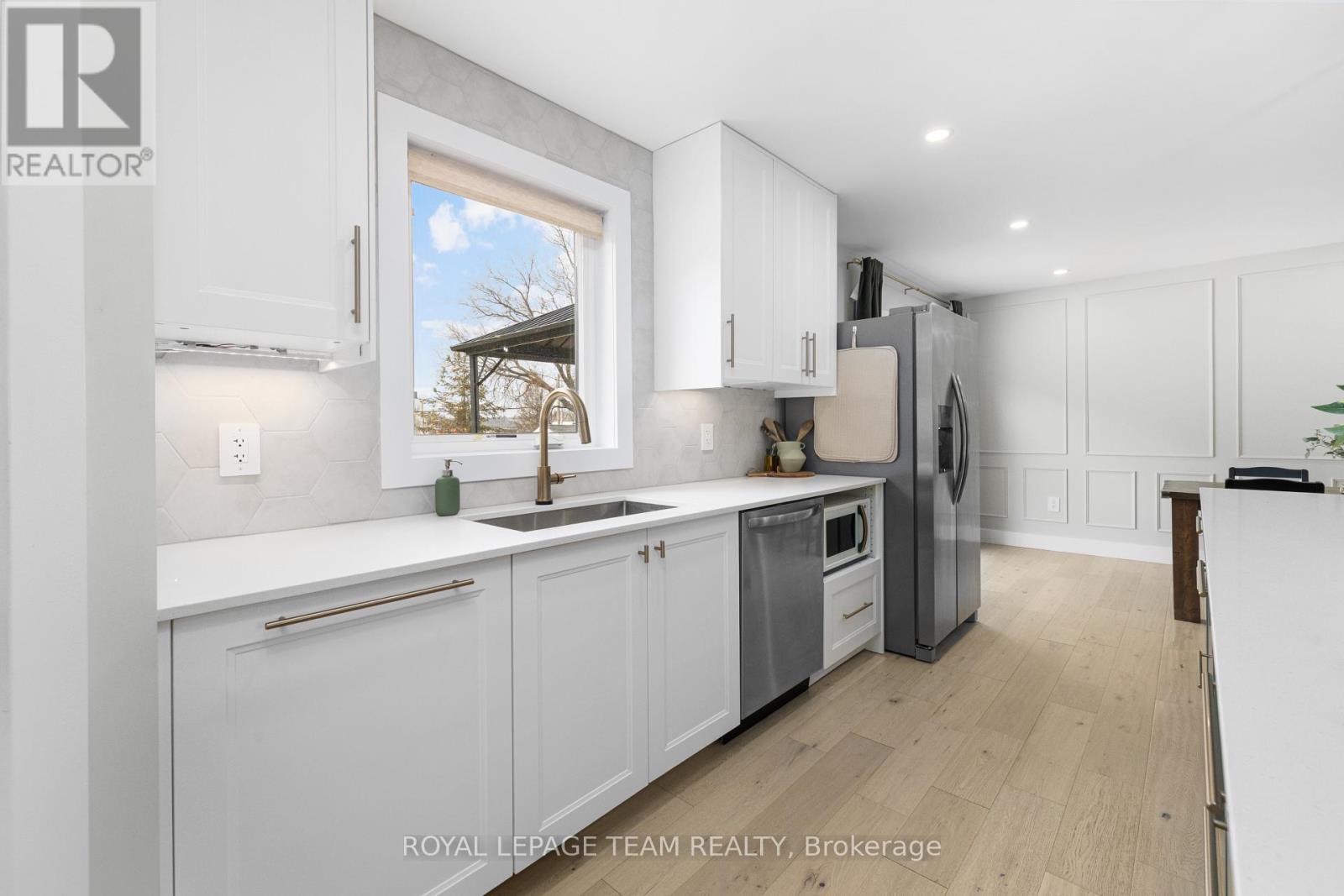 1386 Johnston Drive, Ottawa, Ontario  K4P 1A6 - Photo 6 - X13453498