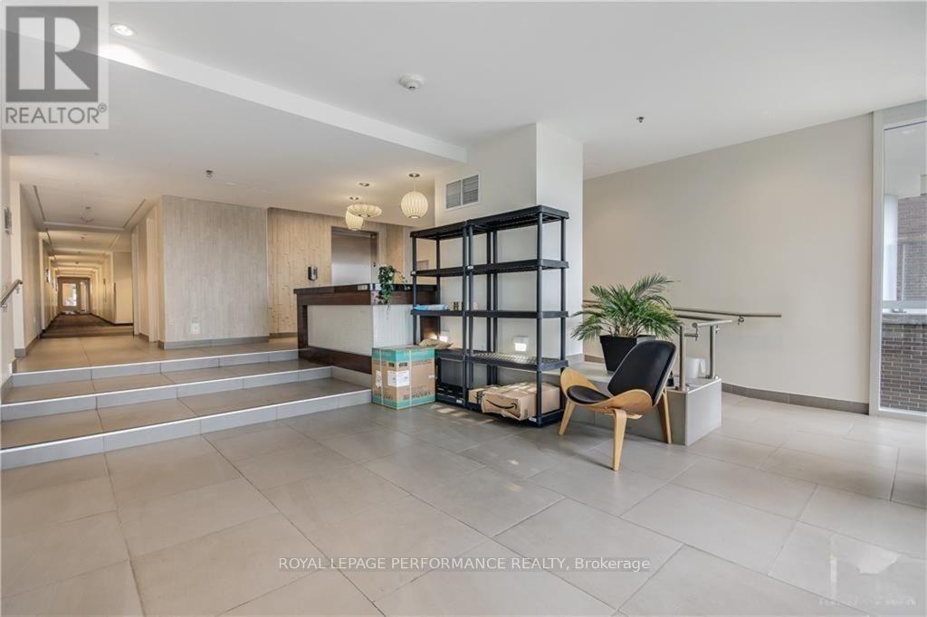 611 - 300 Lett Street, Ottawa, Ontario  K1R 0A8 - Photo 3 - X13453578