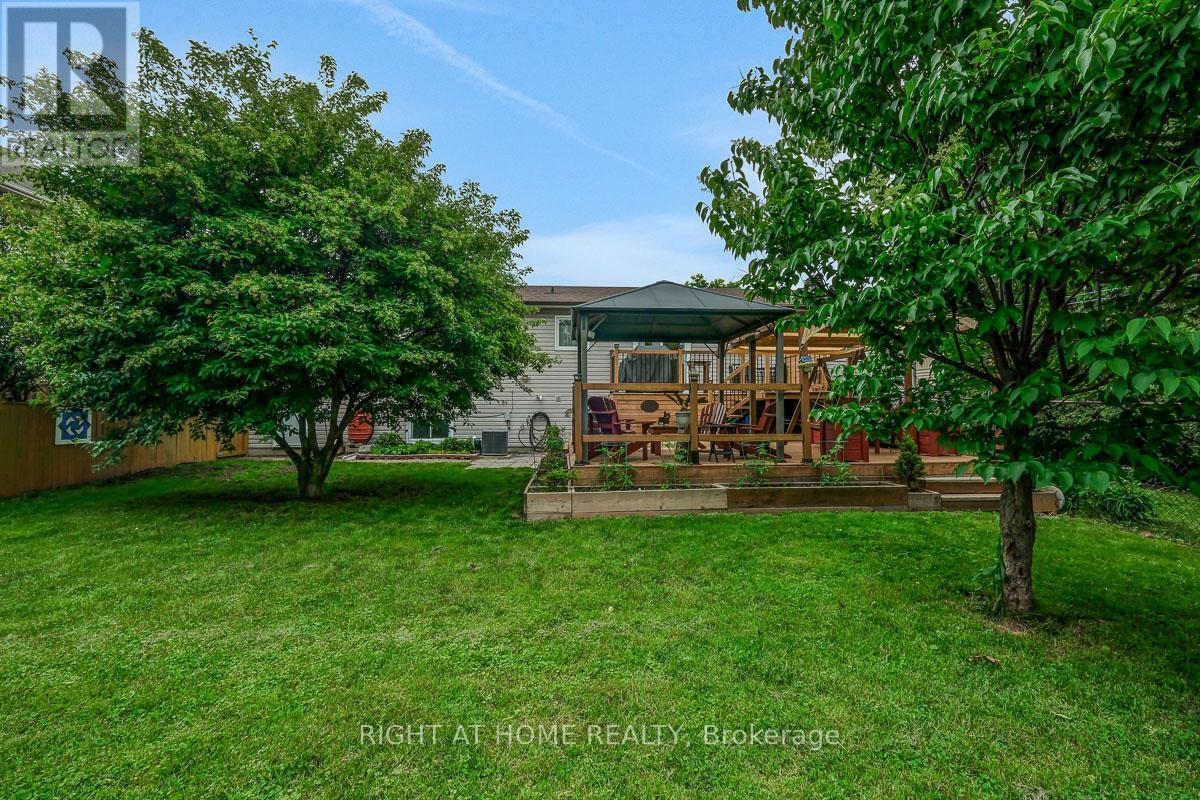 300 Maple Street, Russell, Ontario  K4R 1B4 - Photo 41 - X13453828