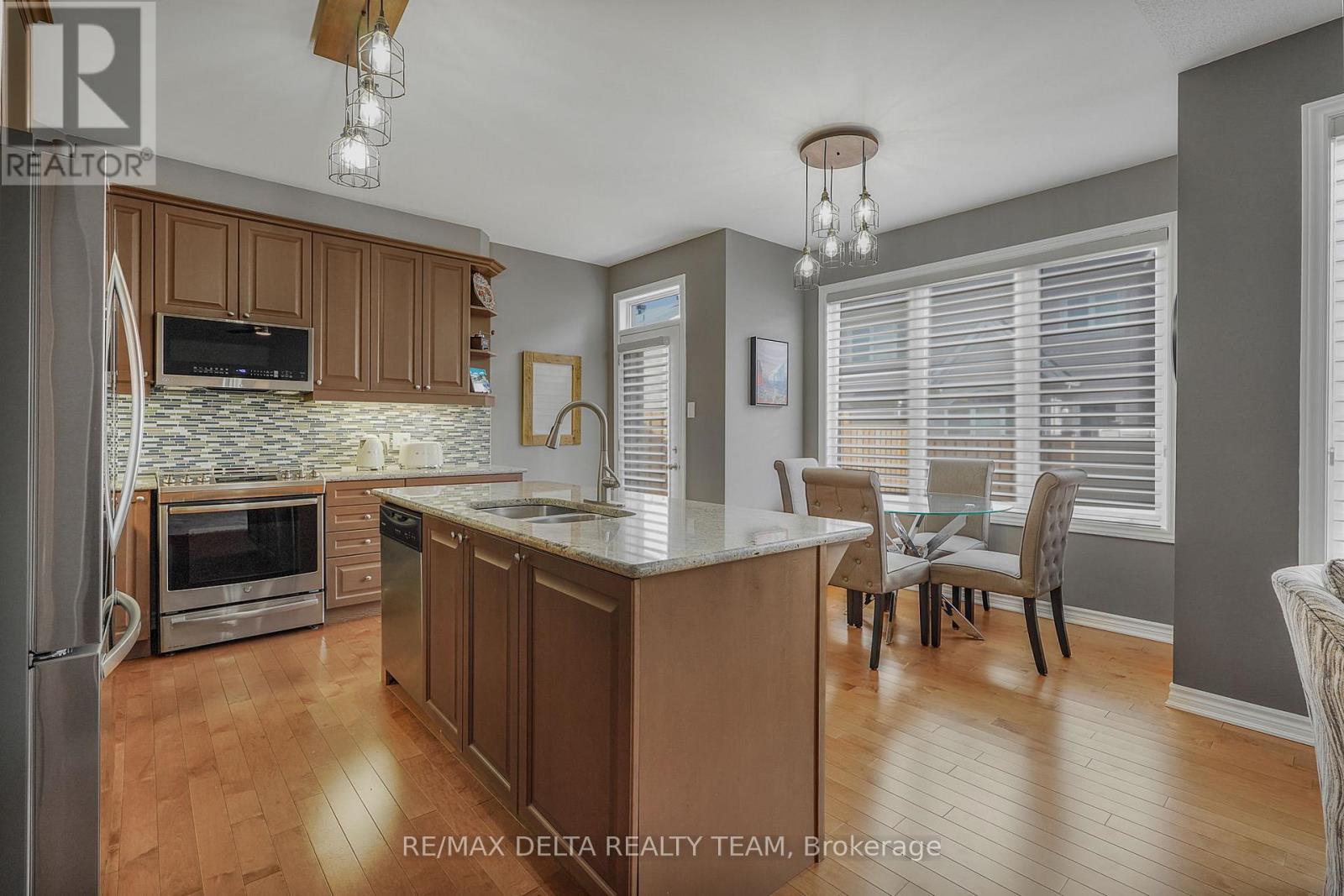 208 Serra Ridge, Ottawa, Ontario  K4A 0V8 - Photo 12 - X13453926