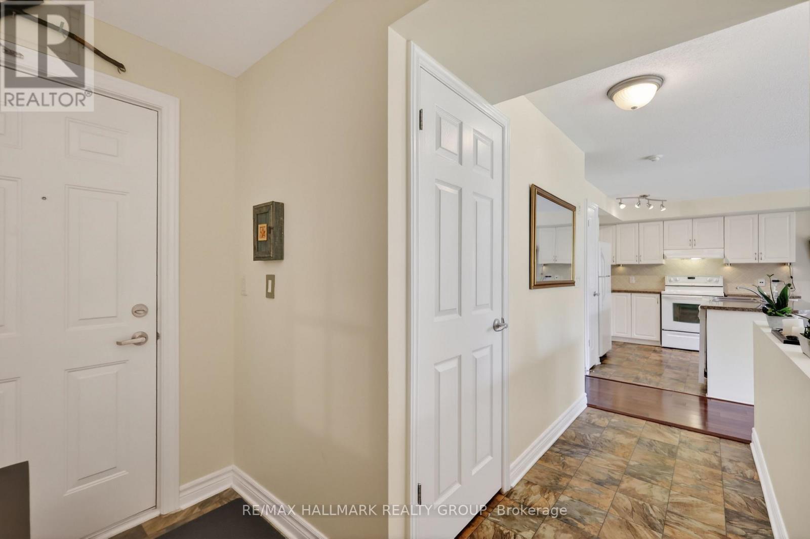 3 - 585 Stonefield Private, Ottawa, Ontario  K2G 4R5 - Photo 4 - X13453958