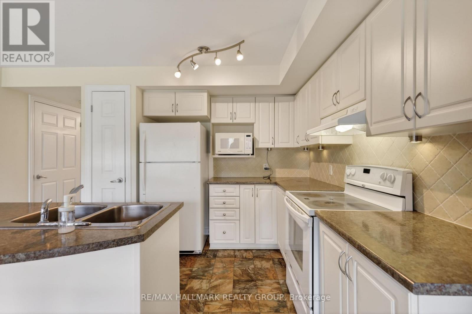 3 - 585 Stonefield Private, Ottawa, Ontario  K2G 4R5 - Photo 7 - X13453958