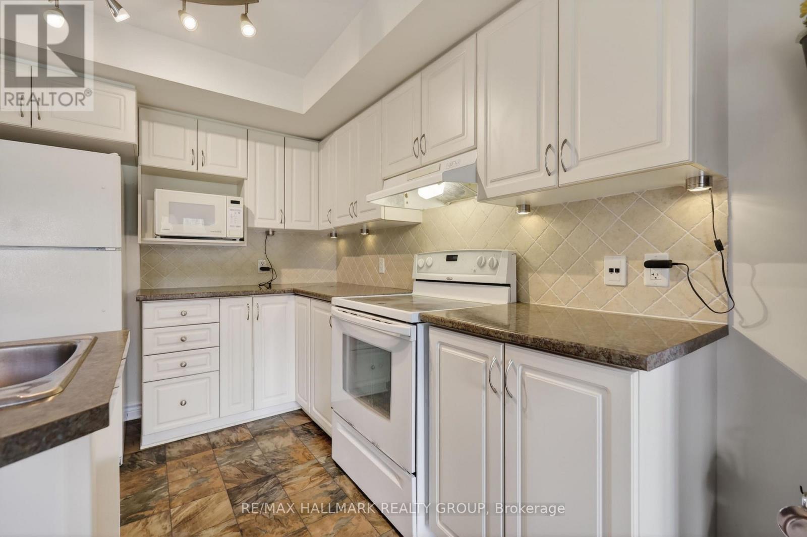 3 - 585 Stonefield Private, Ottawa, Ontario  K2G 4R5 - Photo 8 - X13453958