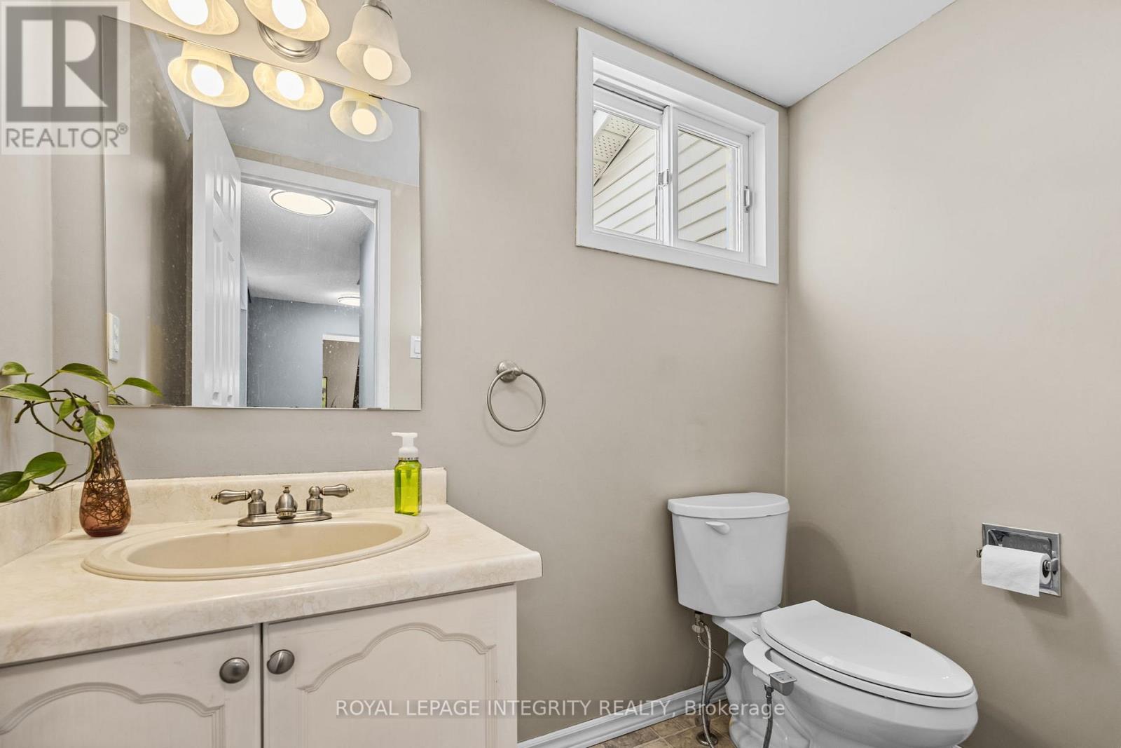 1090 Chablis Parkway, Ottawa, Ontario  K1C 2T5 - Photo 11 - X13454014