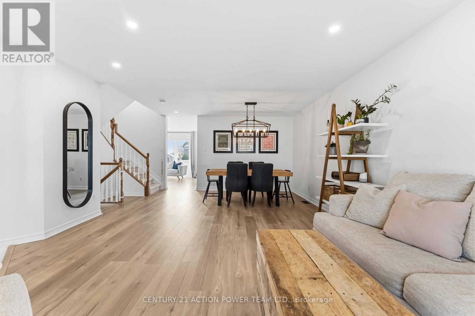305 Sarabella Street, Ottawa, Ontario  K4A 0A3 - Photo 4 - X13454026