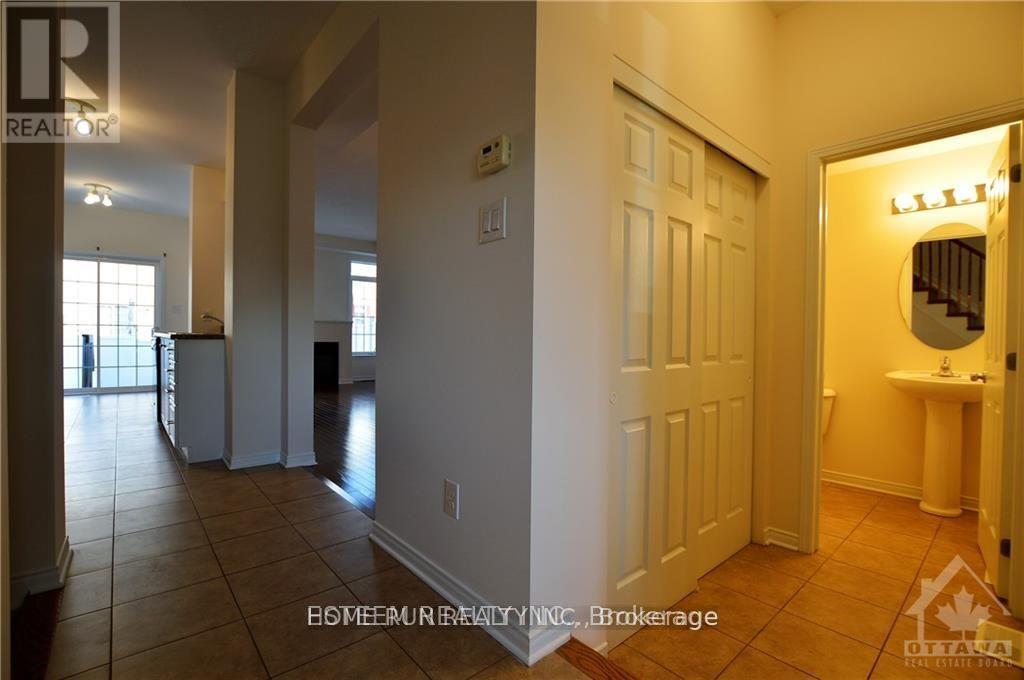 567 Ashbourne Crescent, Ottawa, Ontario  K2J 0P5 - Photo 3 - X13454076