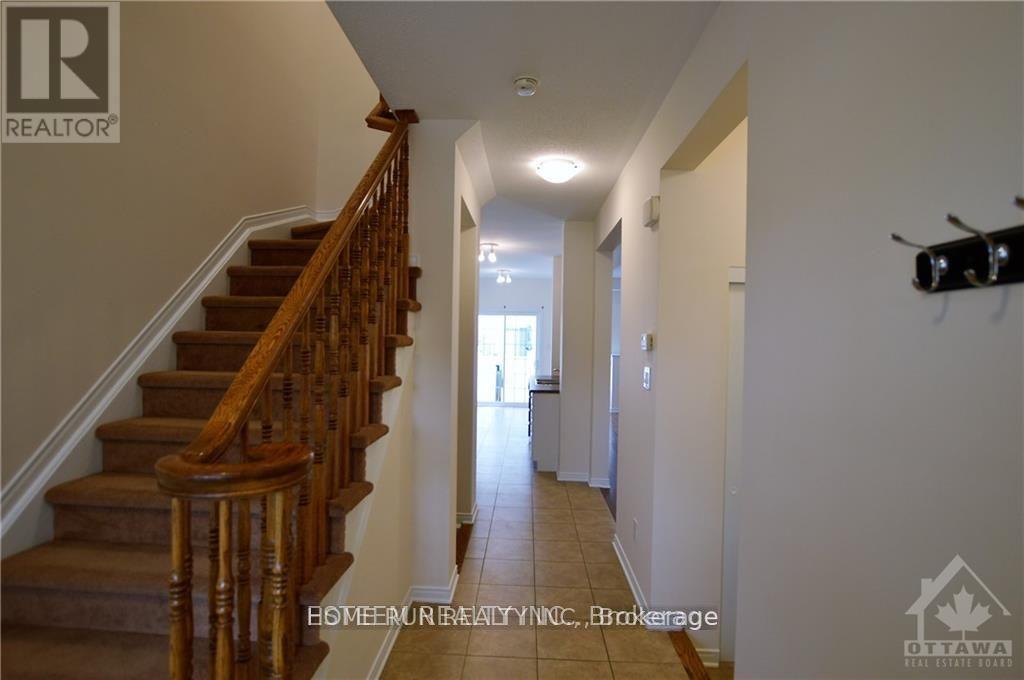 567 Ashbourne Crescent, Ottawa, Ontario  K2J 0P5 - Photo 2 - X13454102