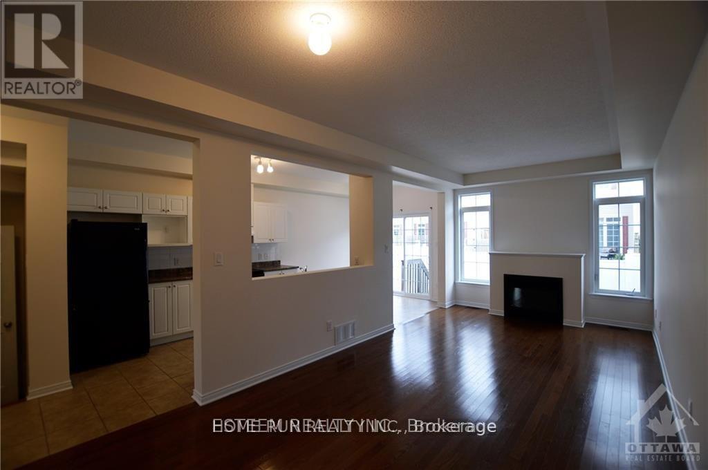 567 Ashbourne Crescent, Ottawa, Ontario  K2J 0P5 - Photo 4 - X13454102