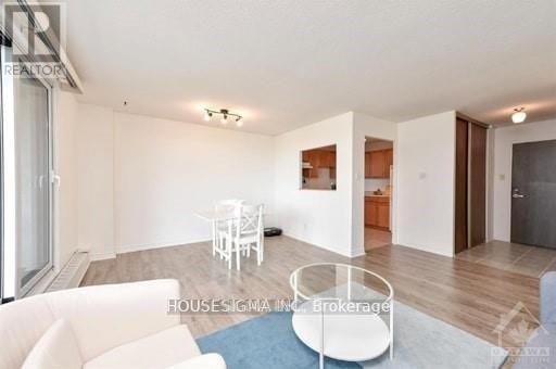 1201 - 1785 Riverside Drive, Ottawa, Ontario  K1G 3T7 - Photo 7 - X13454422