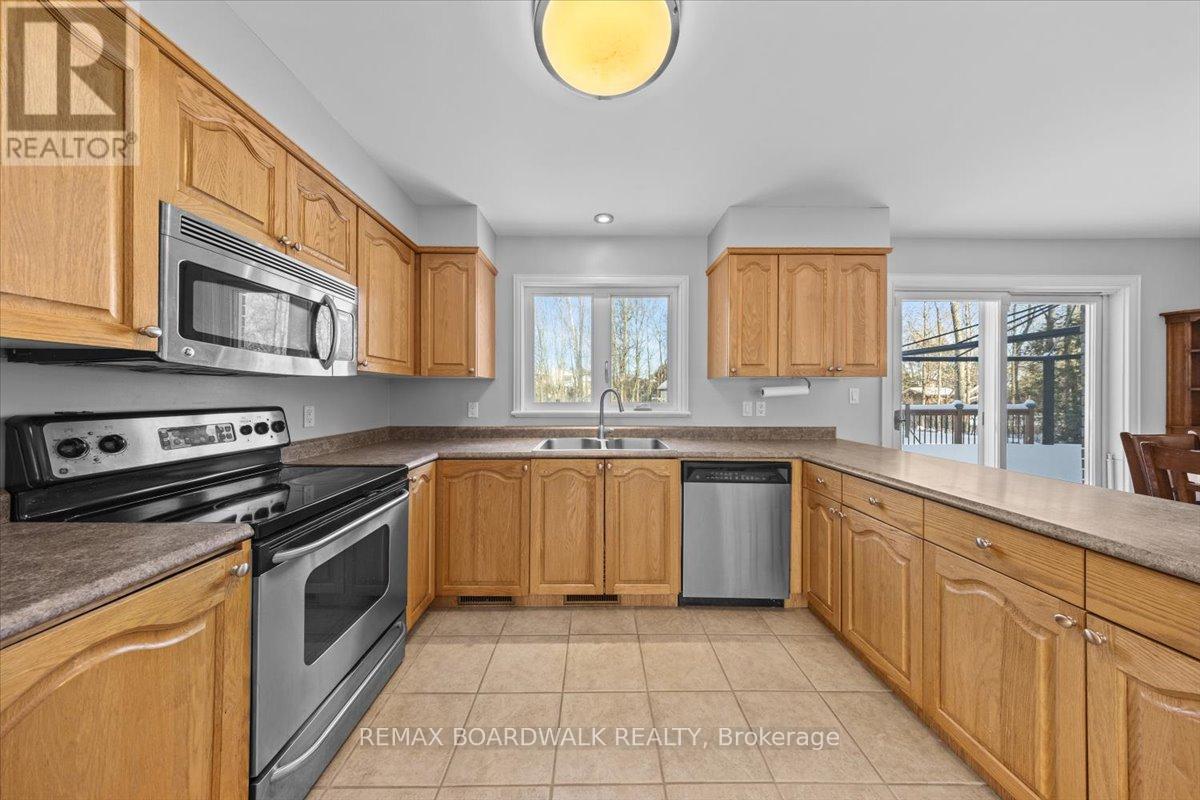 7089 Bush Drive, Ottawa, Ontario  K4P 1M8 - Photo 10 - X13454434