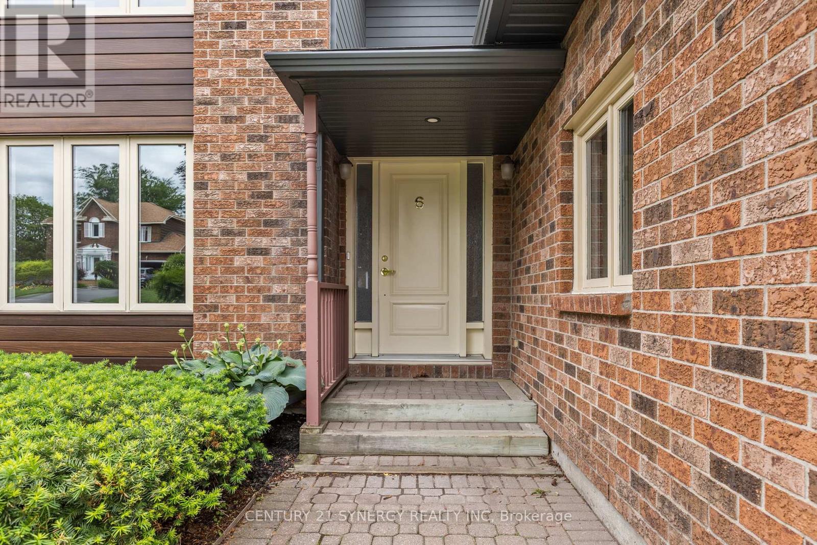 6 Fessenden Way, Ottawa, Ontario  K2L 3L1 - Photo 3 - X13454444