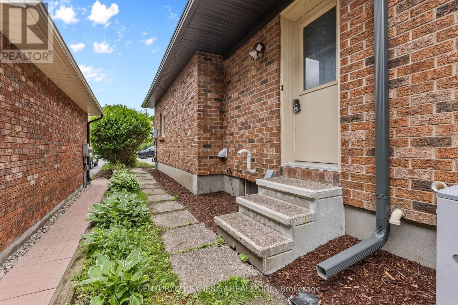6 Fessenden Way, Ottawa, Ontario  K2L 3L1 - Photo 41 - X13454444