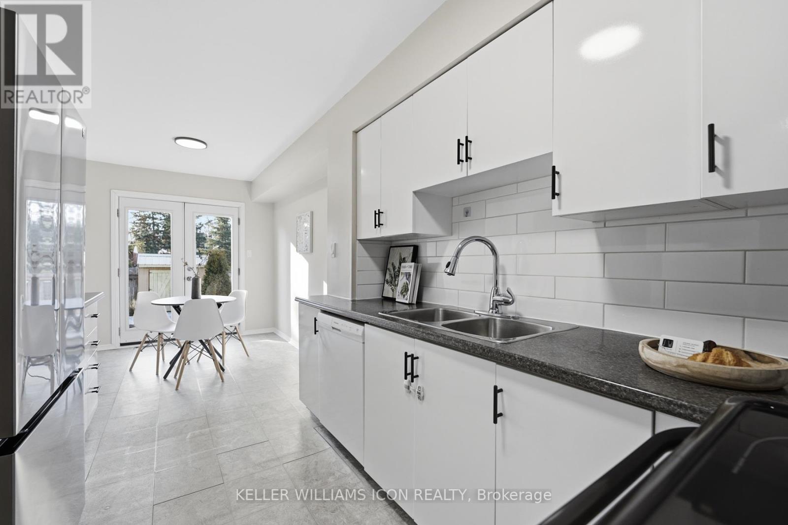 25 Robarts Crescent, Ottawa, Ontario  K2L 3Z4 - Photo 19 - X13454450