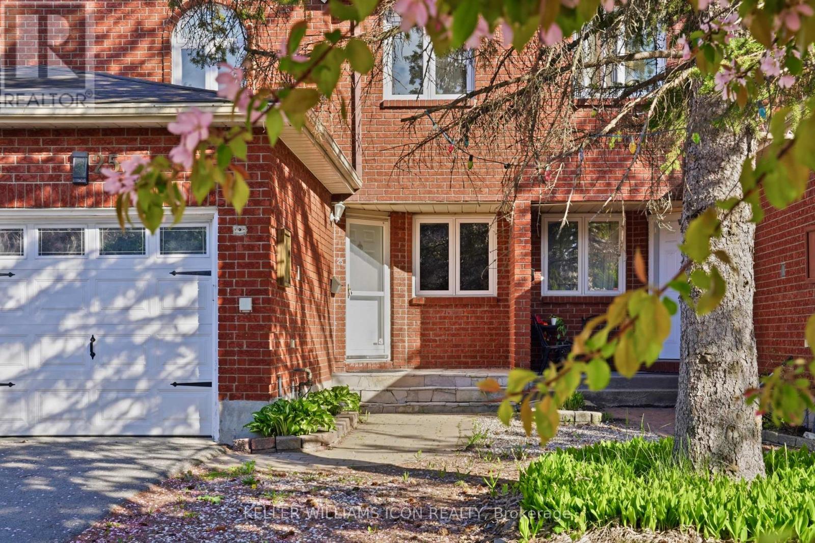 25 Robarts Crescent, Ottawa, Ontario  K2L 3Z4 - Photo 2 - X13454450