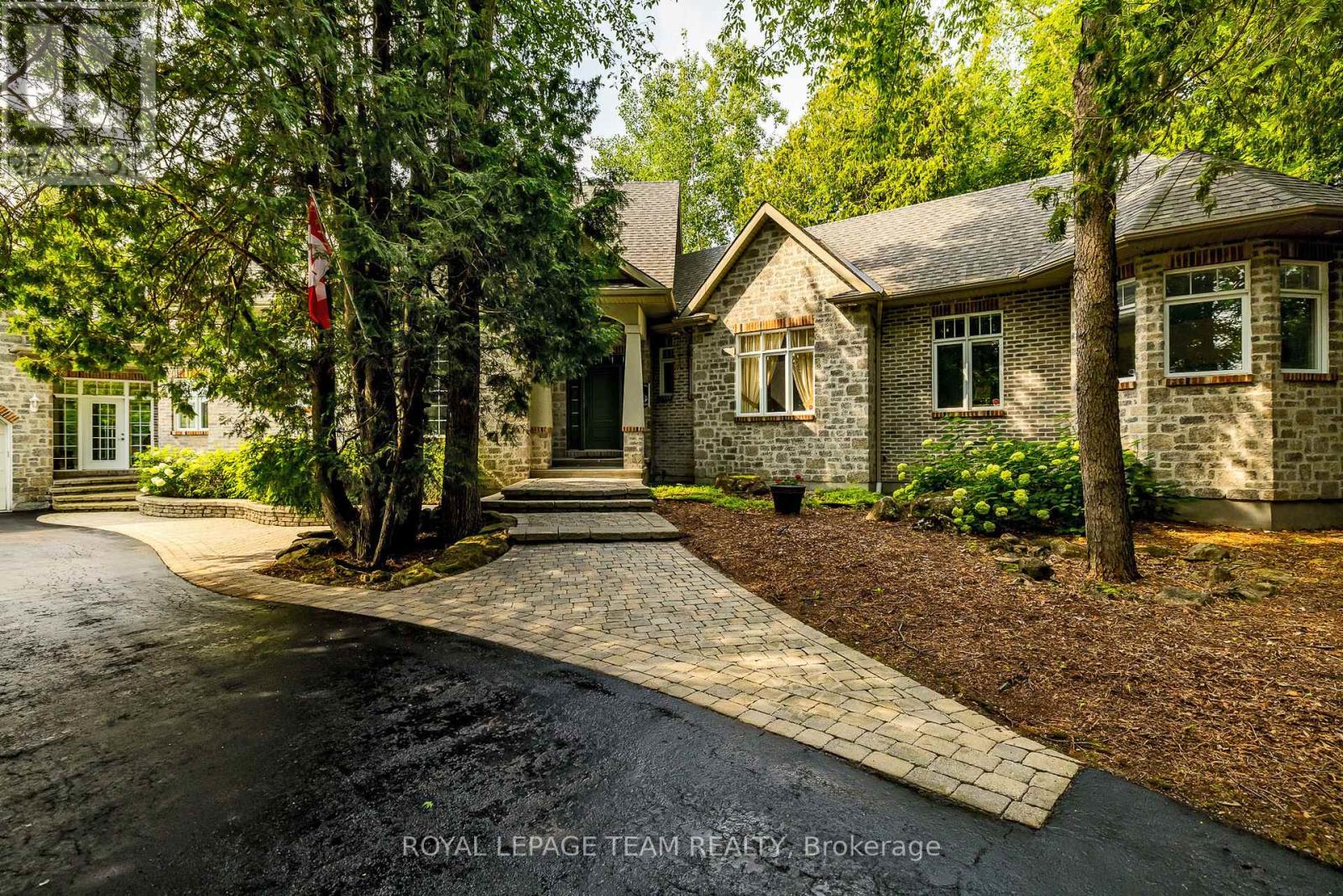 6196 Deermeadow Drive, Ottawa, Ontario  K4P 1M9 - Photo 5 - X13454588