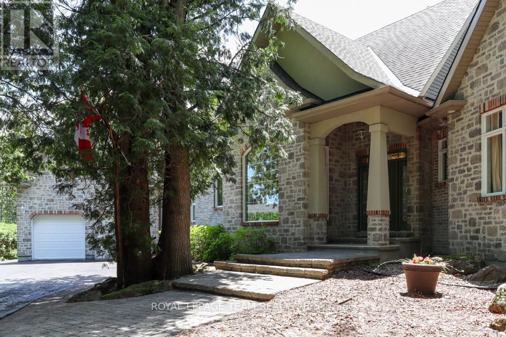 6196 Deermeadow Drive, Ottawa, Ontario  K4P 1M9 - Photo 6 - X13454588