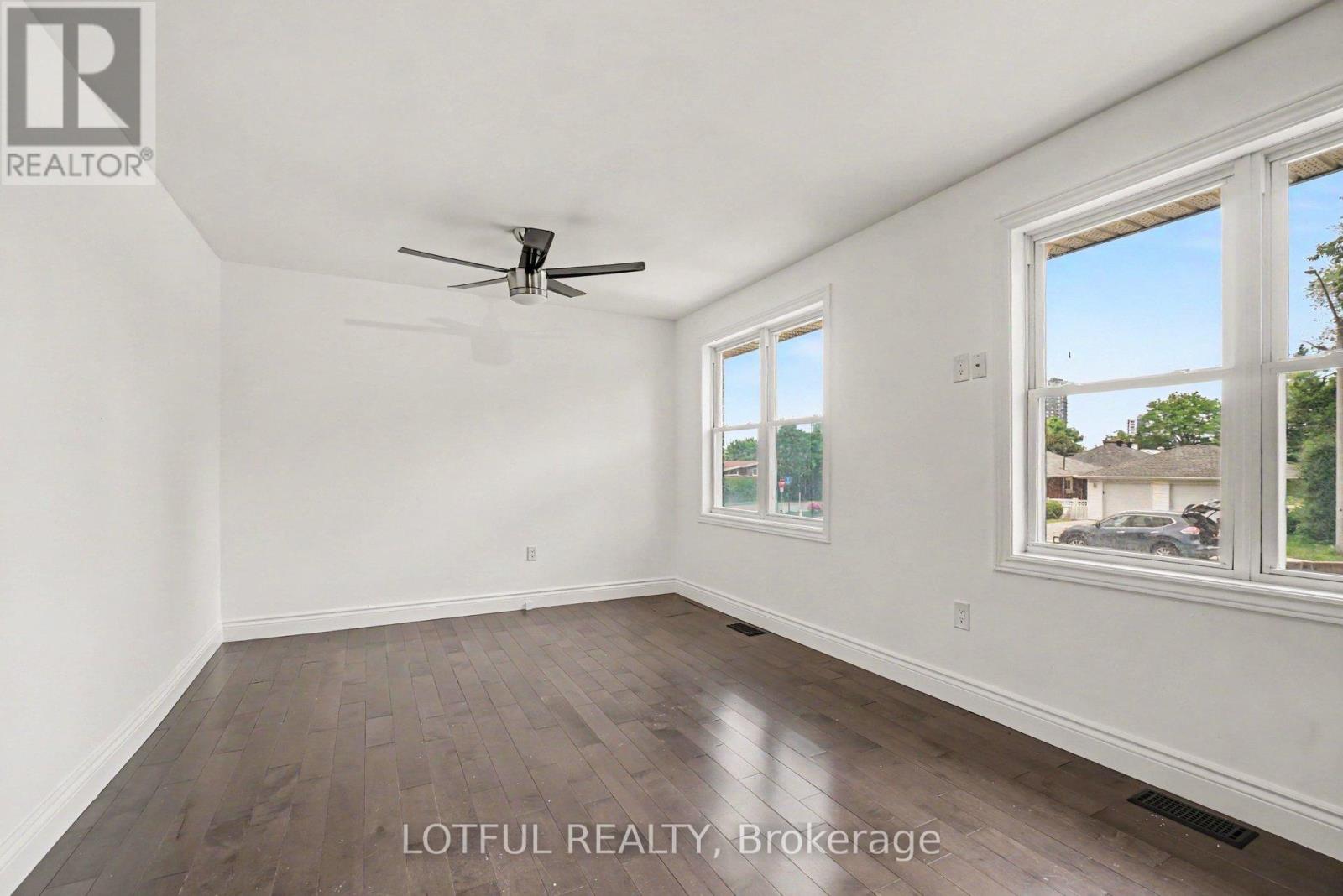 832 Rex Avenue, Ottawa, Ontario  K2A 2P5 - Photo 19 - X13454626