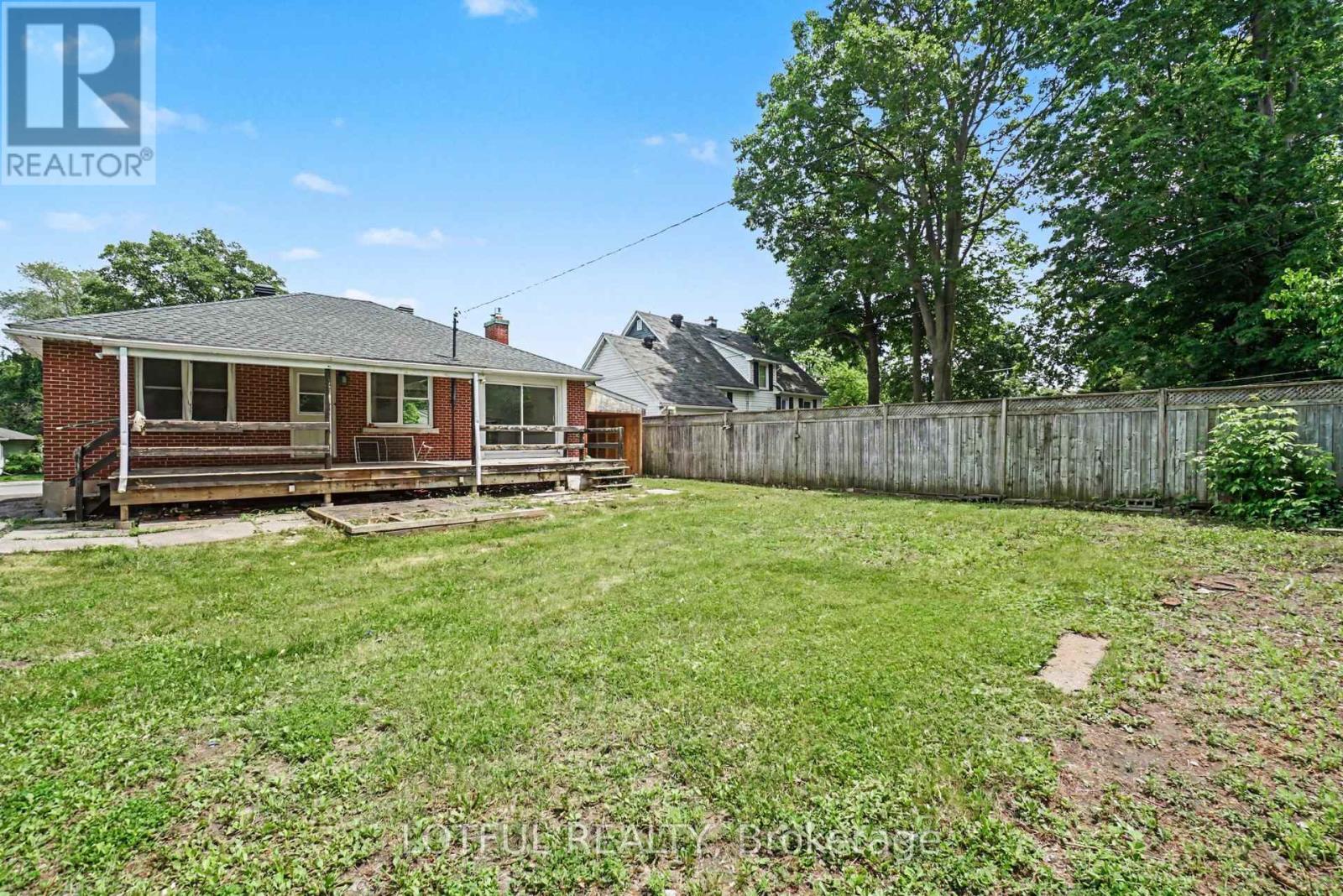 832 Rex Avenue, Ottawa, Ontario  K2A 2P5 - Photo 26 - X13454626