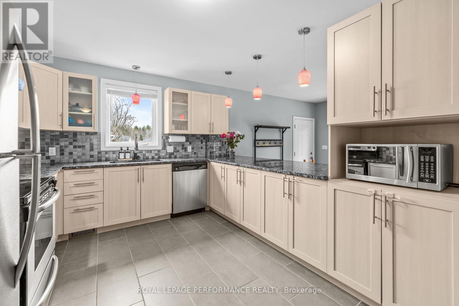 14 Maria Street, Casselman, Ontario  K0A 1M0 - Photo 6 - X13454722