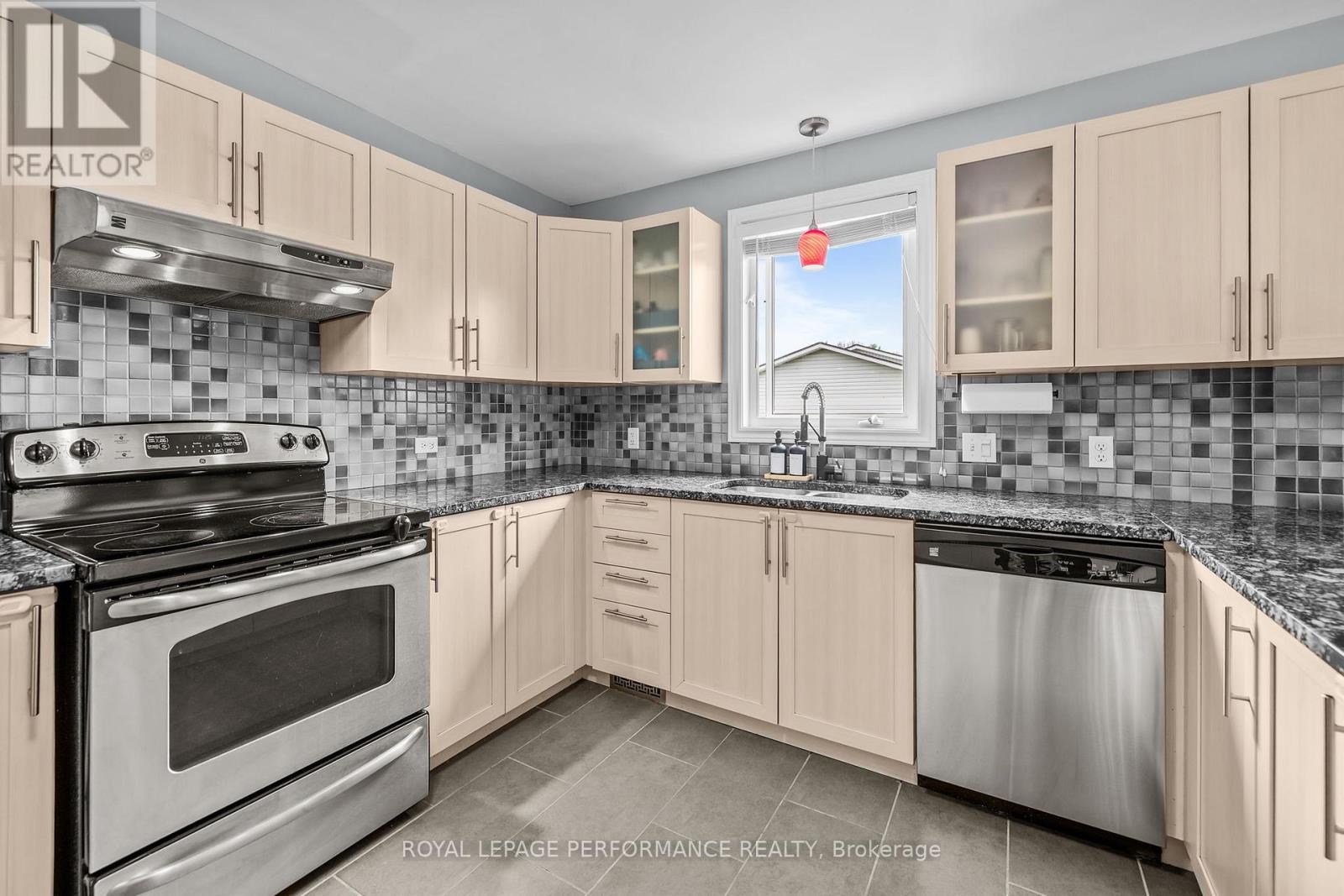 14 Maria Street, Casselman, Ontario  K0A 1M0 - Photo 8 - X13454722