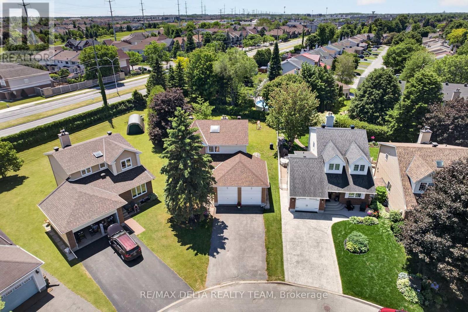 664 Thicket Way, Ottawa, Ontario  K4A 3B1 - Photo 4 - X13454756