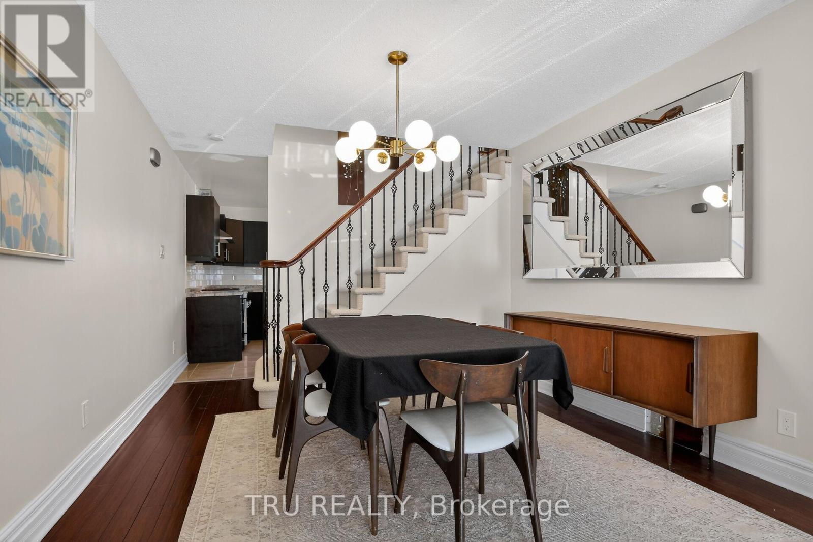 2769 Massicotte Lane, Ottawa, Ontario  K1T 3H1 - Photo 3 - X13454896