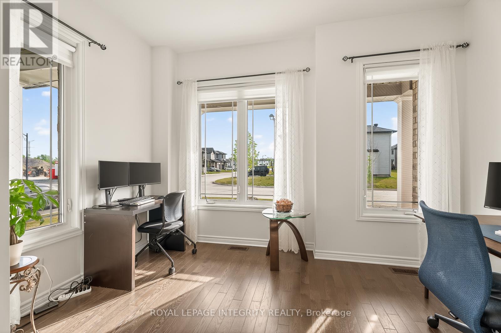 655 Persimmon Way, Ottawa, Ontario  K1W 0T2 - Photo 5 - X13454904