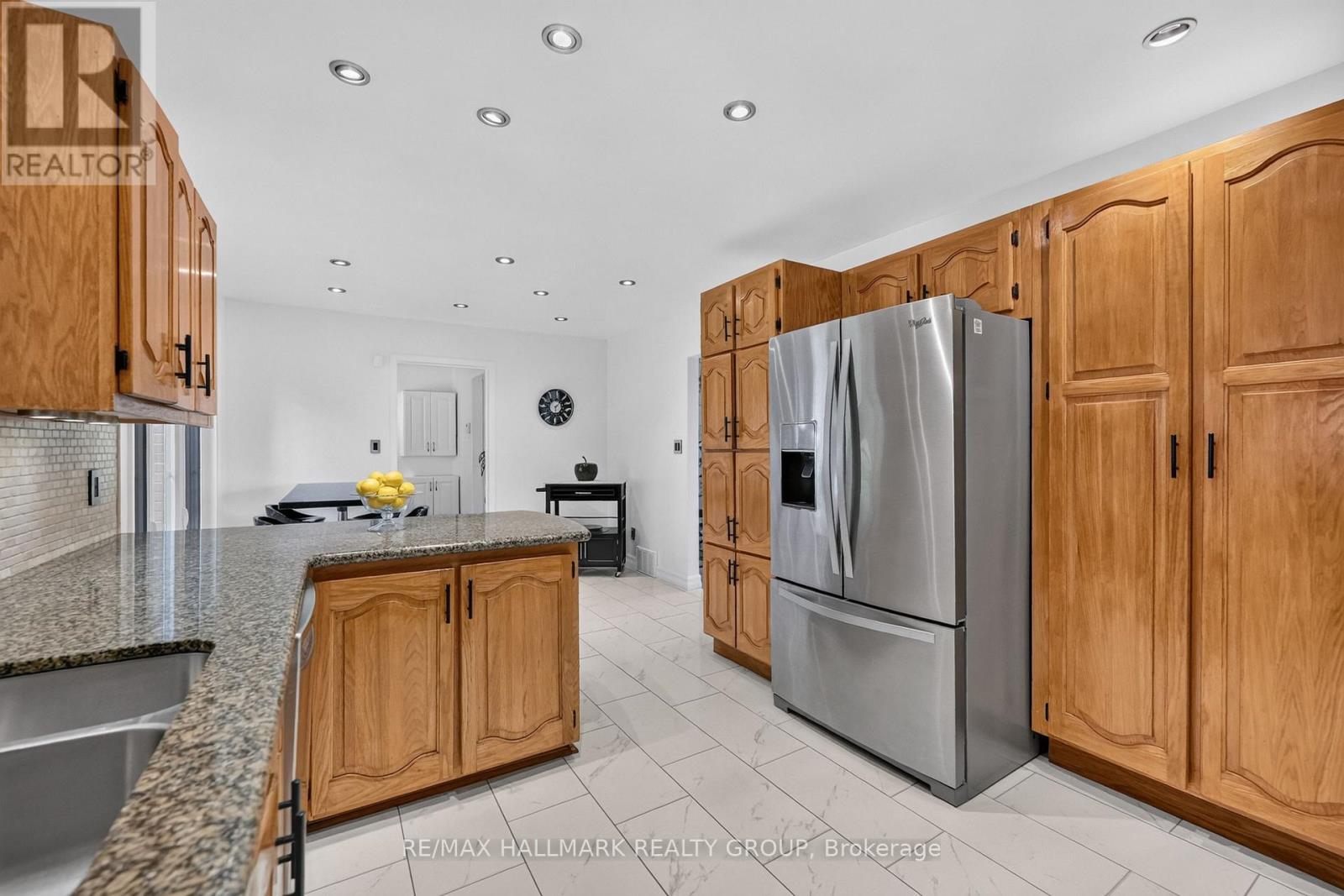 1064 Moffatt Drive, Ottawa, Ontario  K4C 1B7 - Photo 12 - X13454920