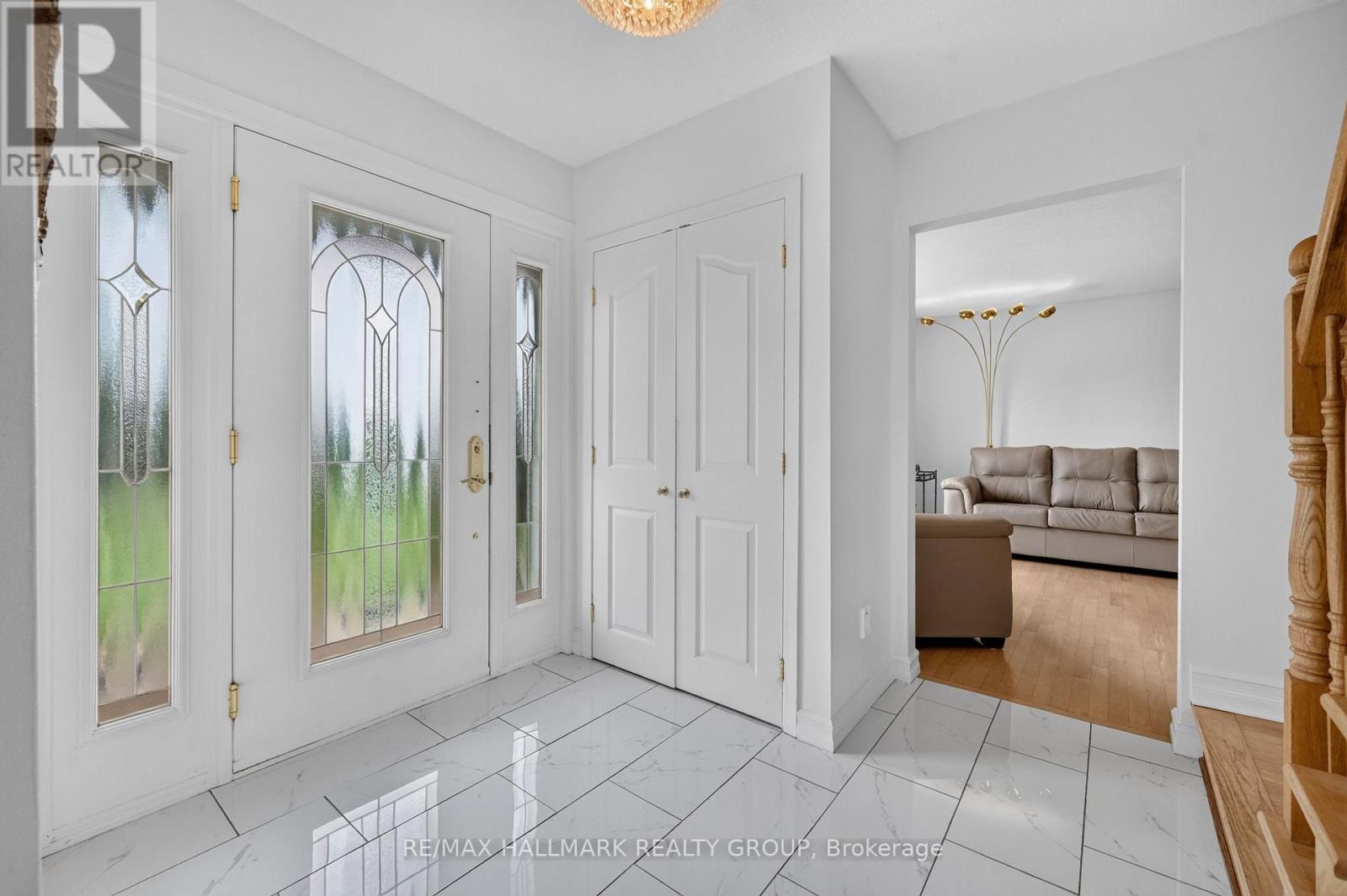 1064 Moffatt Drive, Ottawa, Ontario  K4C 1B7 - Photo 4 - X13454920