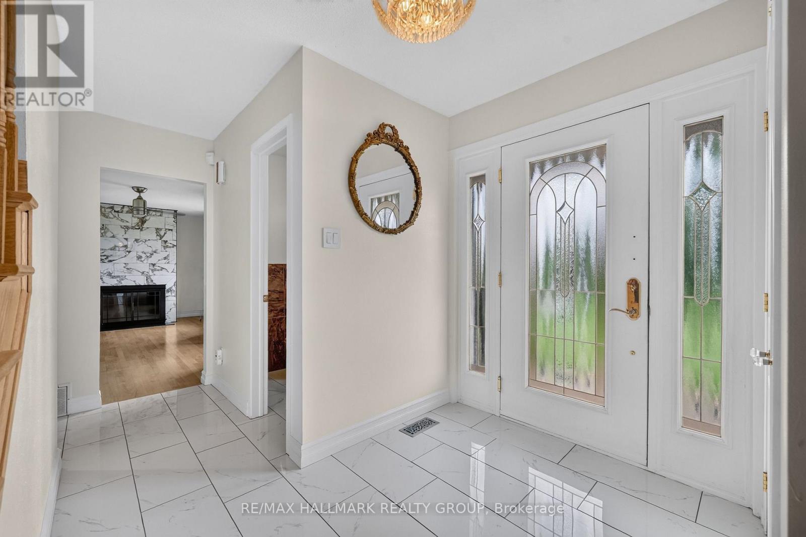 1064 Moffatt Drive, Ottawa, Ontario  K4C 1B7 - Photo 5 - X13454920