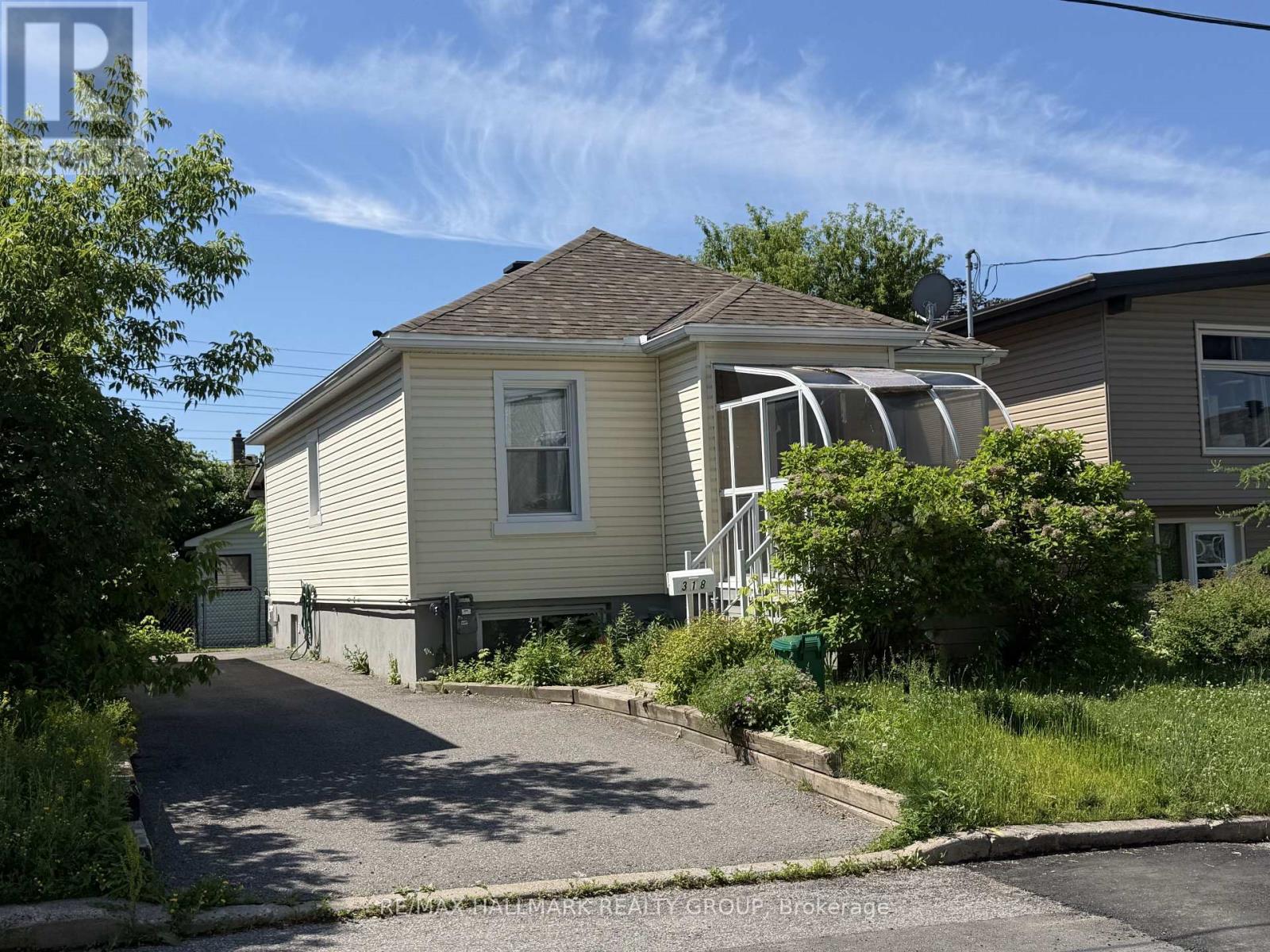 318 SHAKESPEARE STREET, Ottawa, Ontario