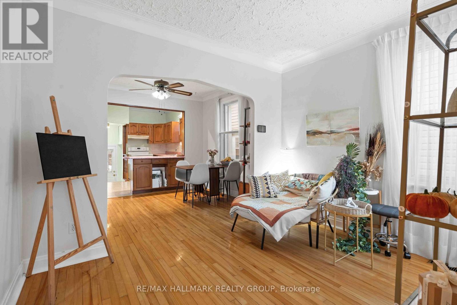 318 Shakespeare Street, Ottawa, Ontario  K1L 5M2 - Photo 3 - X13454928