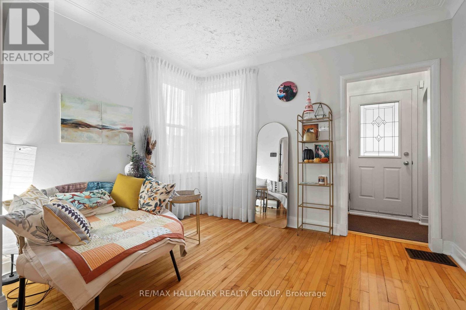 318 Shakespeare Street, Ottawa, Ontario  K1L 5M2 - Photo 4 - X13454928