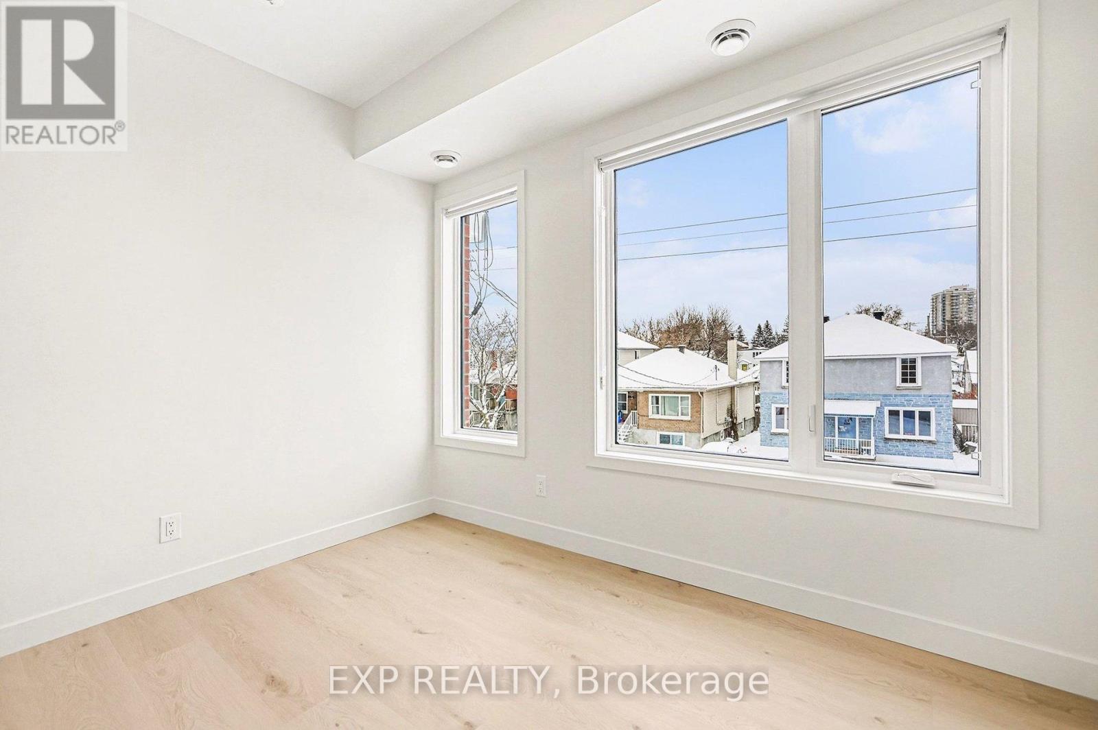 1301 Dorchester Avenue, Ottawa, Ontario  K1Z 8E8 - Photo 12 - X13455038