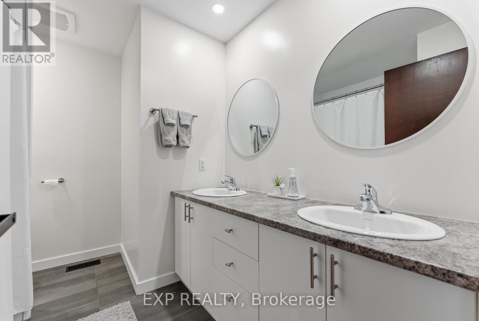 15 Newbury Avenue, Ottawa, Ontario  K2E 6K7 - Photo 20 - X13455044