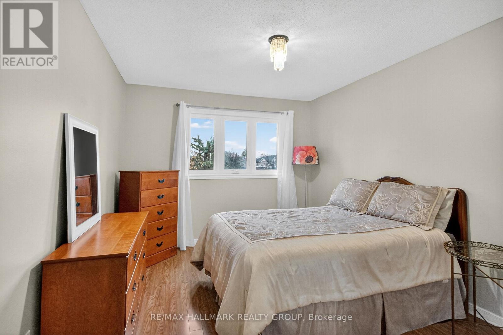 110 Hunter's Glen Crescent, Ottawa, Ontario  K1T 3R1 - Photo 17 - X13455154