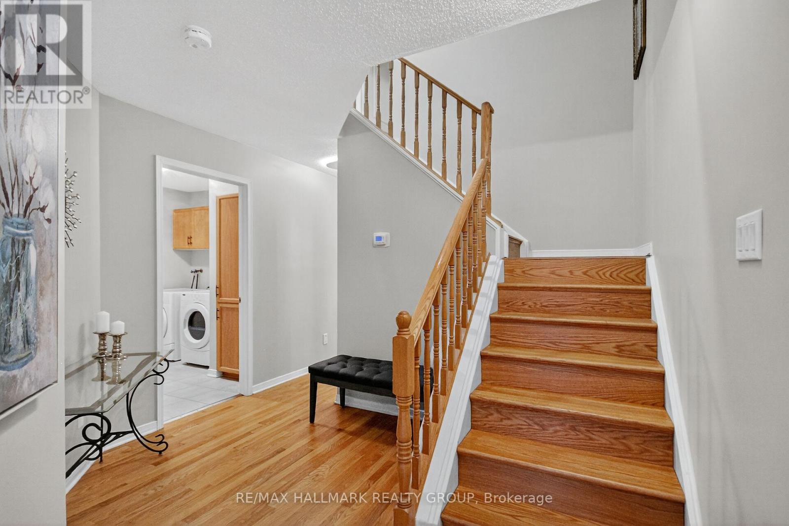 110 Hunter's Glen Crescent, Ottawa, Ontario  K1T 3R1 - Photo 3 - X13455154