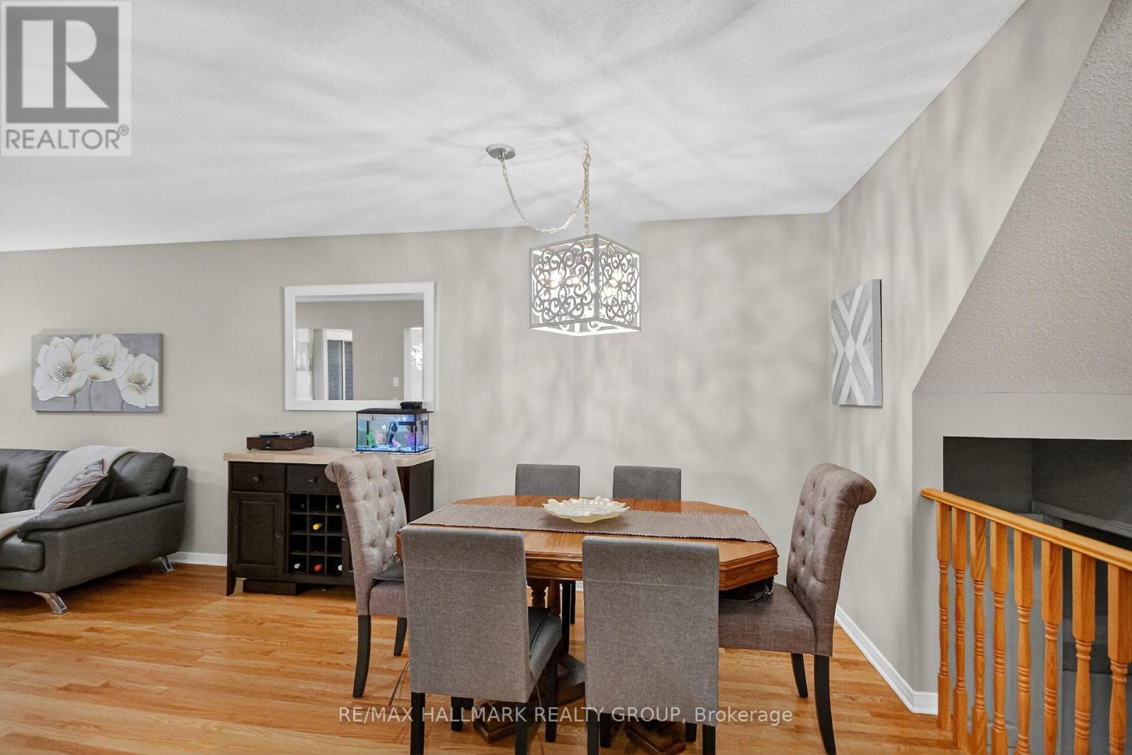 110 Hunter's Glen Crescent, Ottawa, Ontario  K1T 3R1 - Photo 5 - X13455154