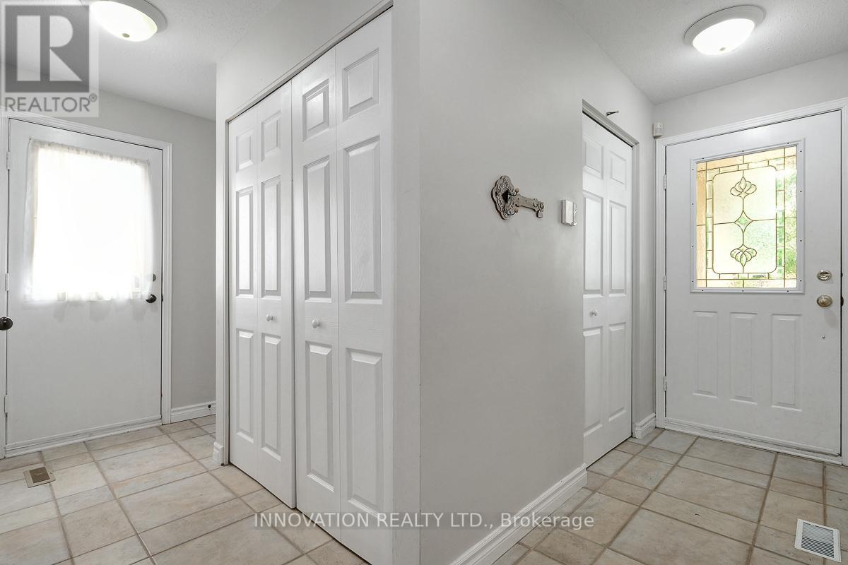 111 Beechfern Drive, Ottawa, Ontario  K2S 1E3 - Photo 4 - X13455256