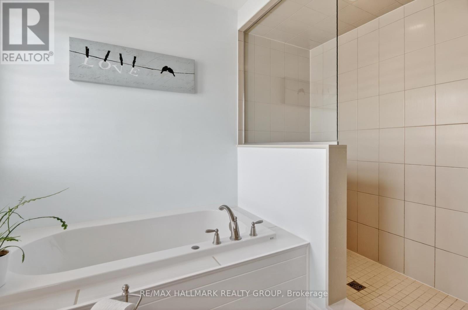 33 Summitview Drive, Ottawa, Ontario  K2M 2V9 - Photo 17 - X13455308