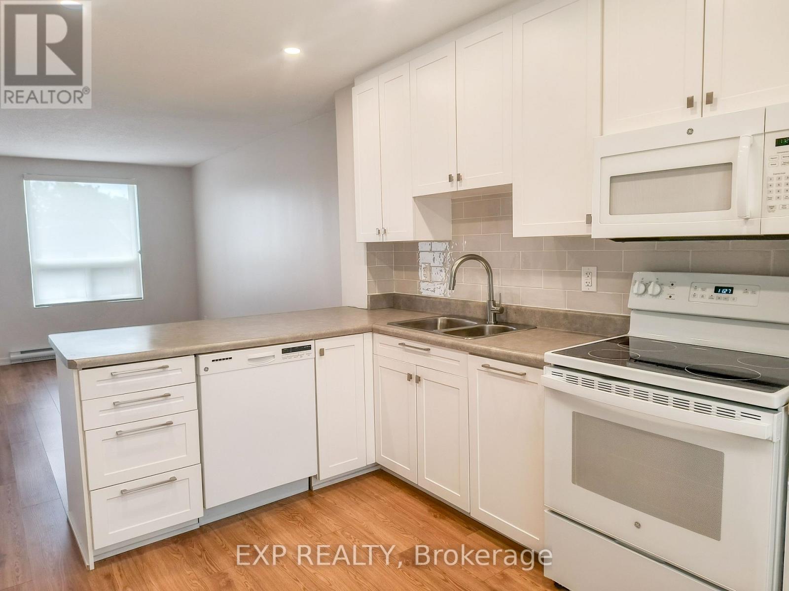 6 - 971 Gulf Place, Ottawa, Ontario  K1K 3X9 - Photo 3 - X13455334